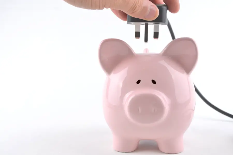 Practical Ways to Save on Your Electricity Bill This Summer